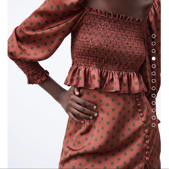 Satin Pokadot set. Crop top and Skirt. - Picture 2 of 4